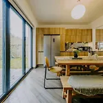 The Unicorn Three Bedroom House Appartement Bristol