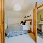 Appartement The Unicorn Three Bedroom House *