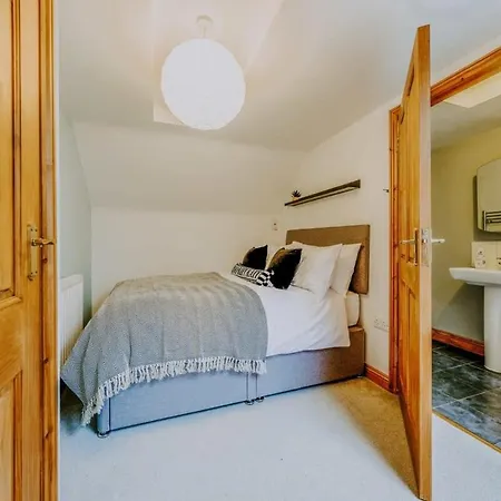 Apartamento The Unicorn Three Bedroom House *