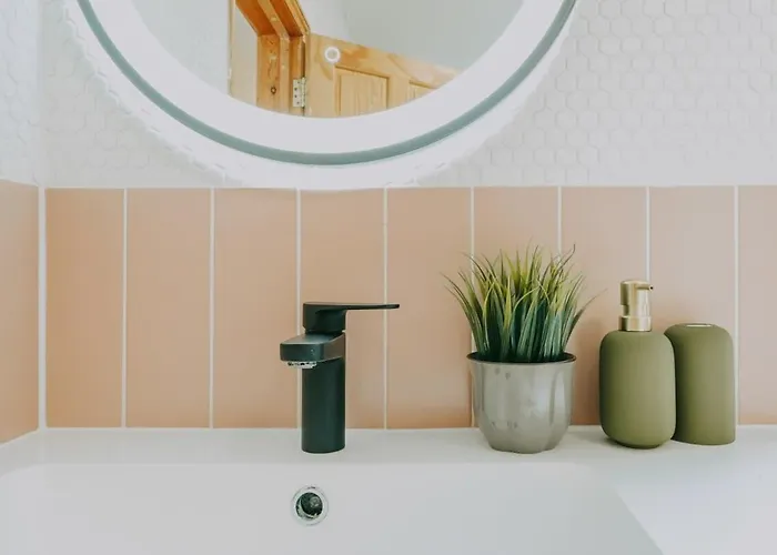 The Unicorn Three Bedroom House Apartman *